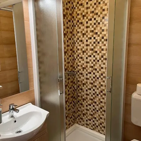 Vaskapu Fogado Guest house *
